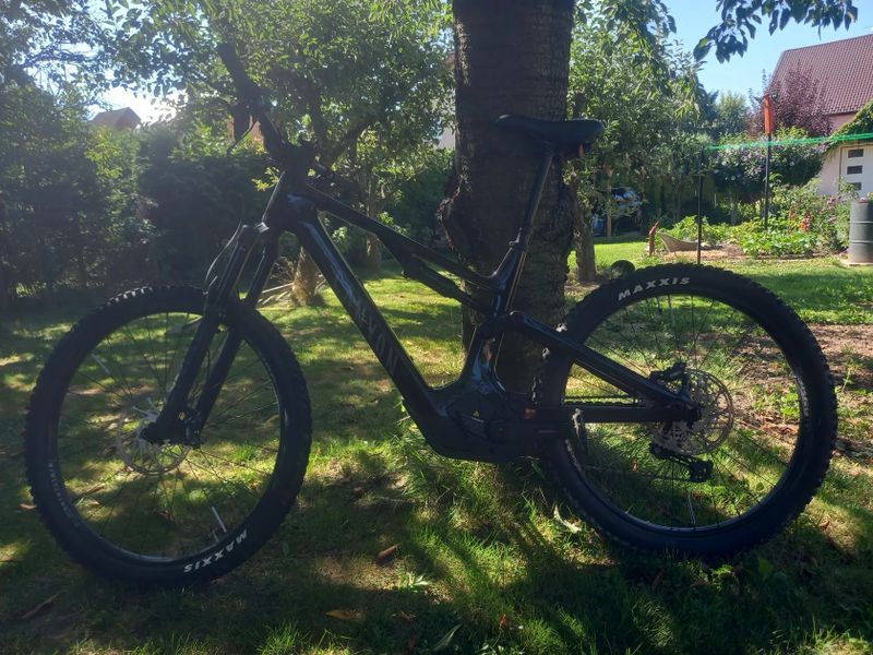 Canyon SPECTRAL ON CF 7 CARBON 900WH