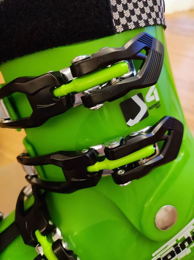 Juniorské lyžáky Alpina J4