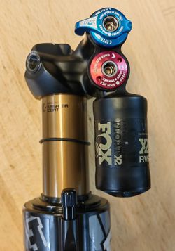 Tlumič FOX FLOAT X2 FACTORY