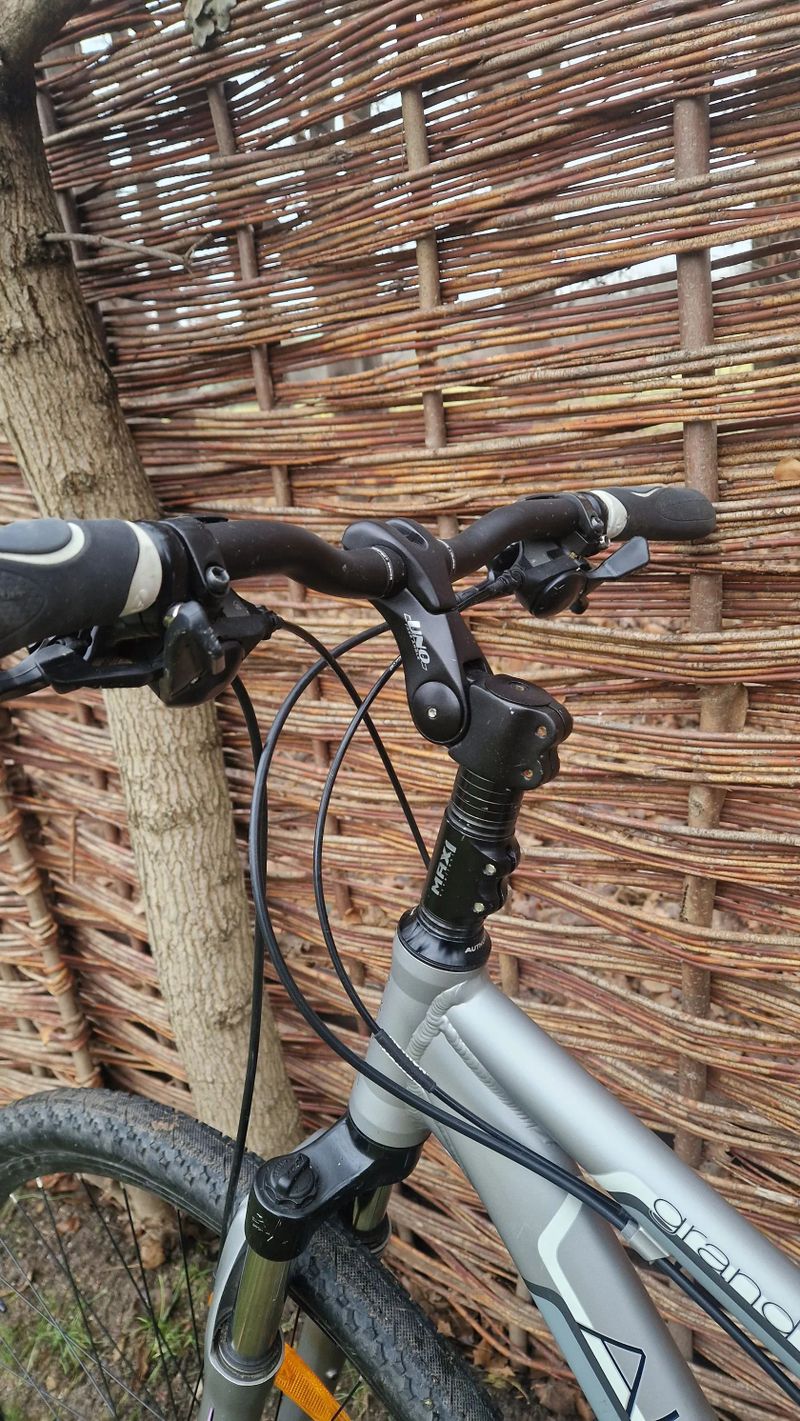 Author grand ASL cross