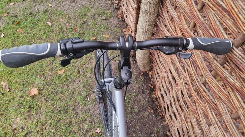 Author grand ASL cross