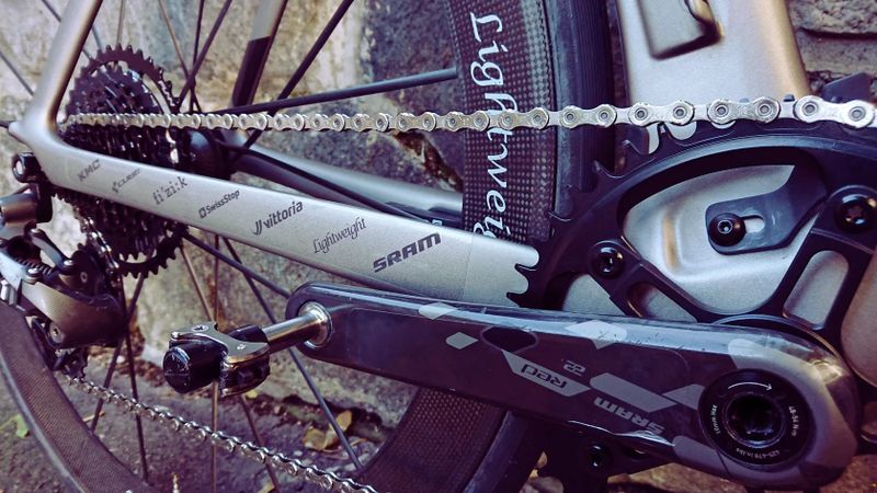 Trek Madone Aero 1x13 - 6,8 kg Špičkový aero speciál bez kompromisů