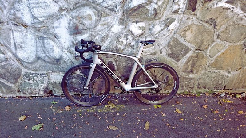 Trek Madone Aero 1x13 - 6,8 kg Špičkový aero speciál bez kompromisů
