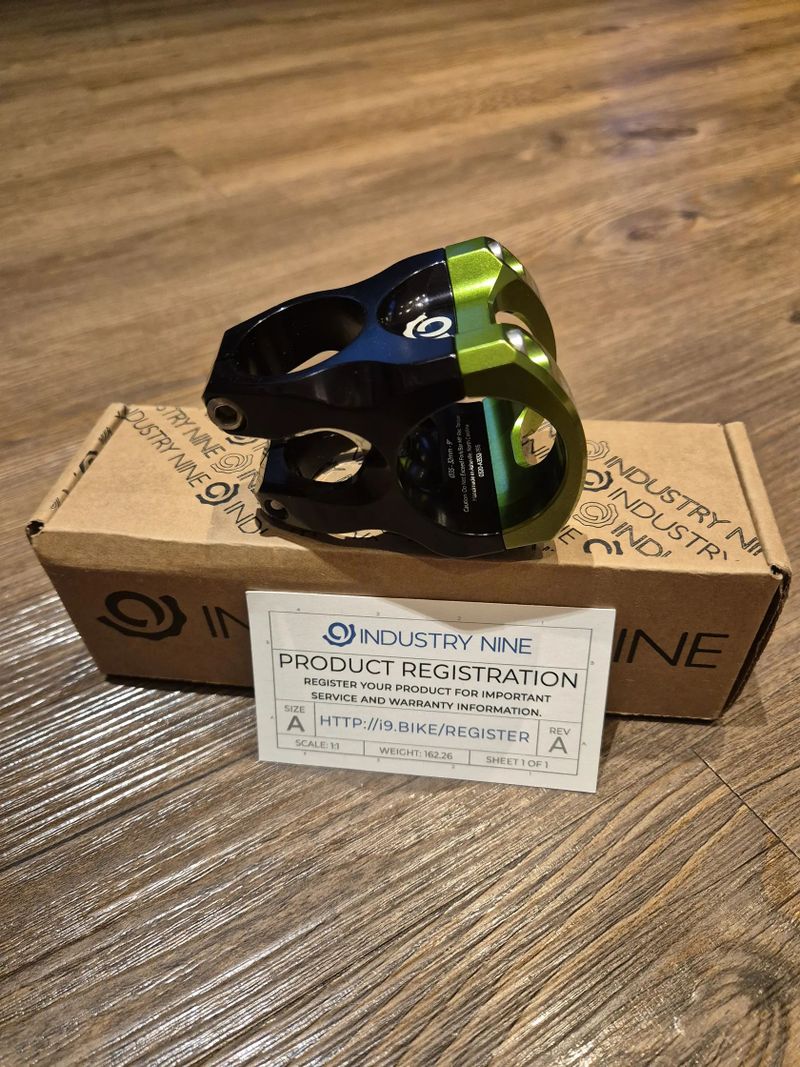 Představec Industry Nine A35 custom, 32mm