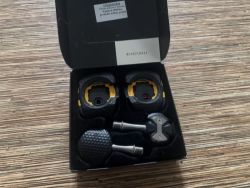  Speedplay Aero nášlapy s titanovou osou (Wahoo)