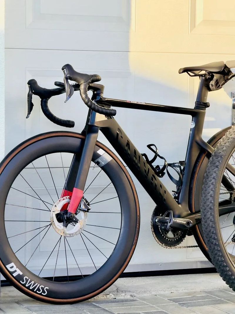 Canyon Aeroad CF SLX 8 Disc Di2