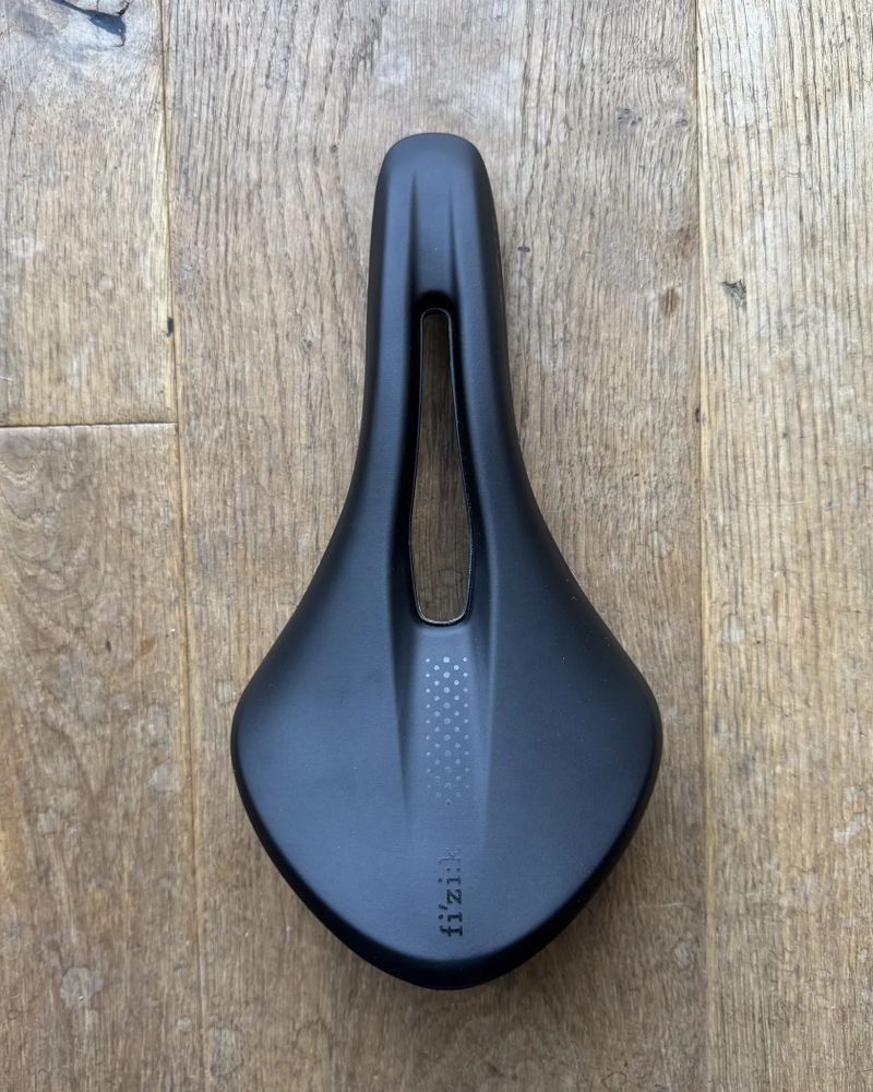 sedlo Fizik Tempo Aliante R5