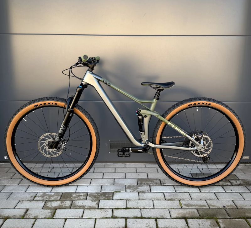 Cube Stereo One22 HPC TM 2023, carbon, 29”