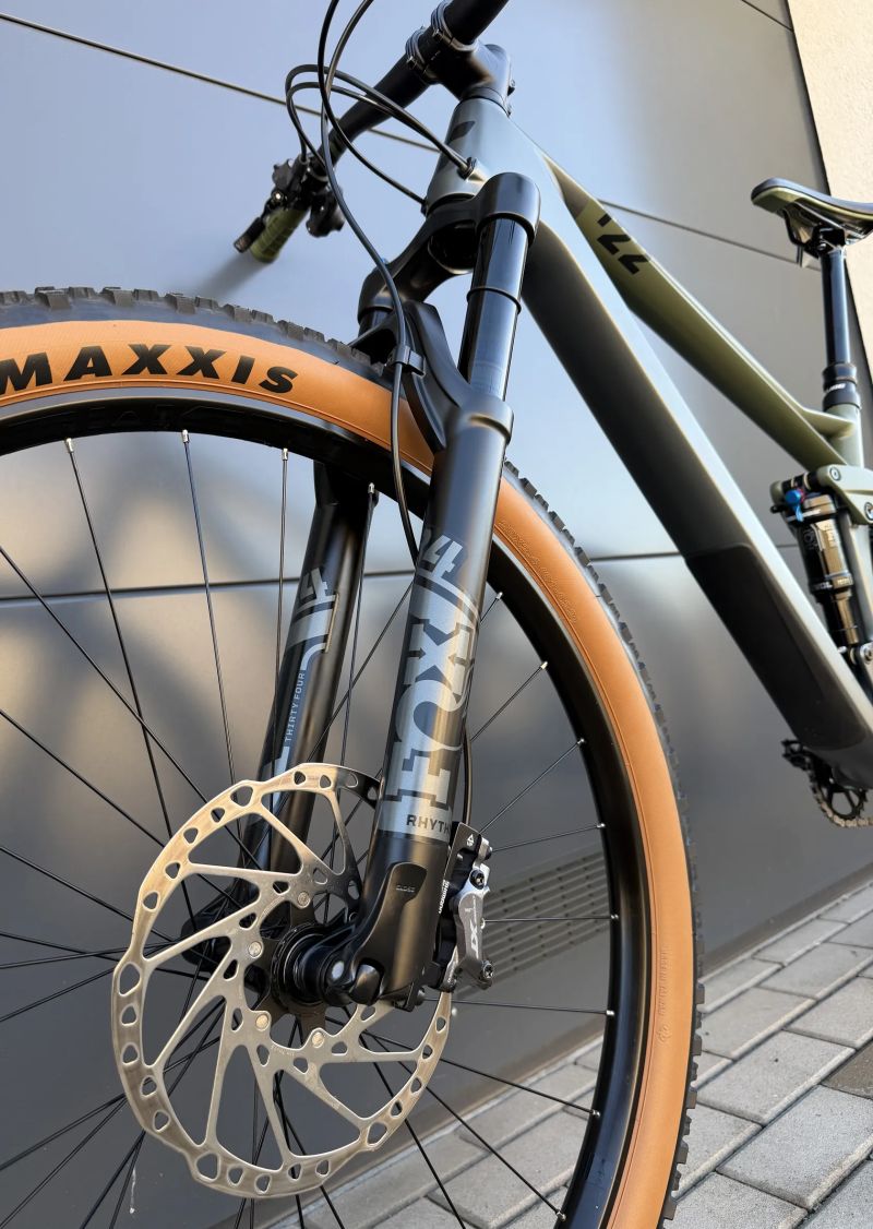 Cube Stereo One22 HPC TM 2023, carbon, 29”