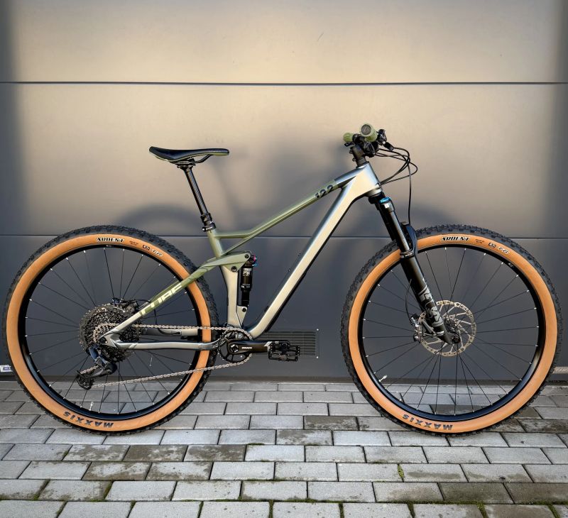 Cube Stereo One22 HPC TM 2023, carbon, 29”