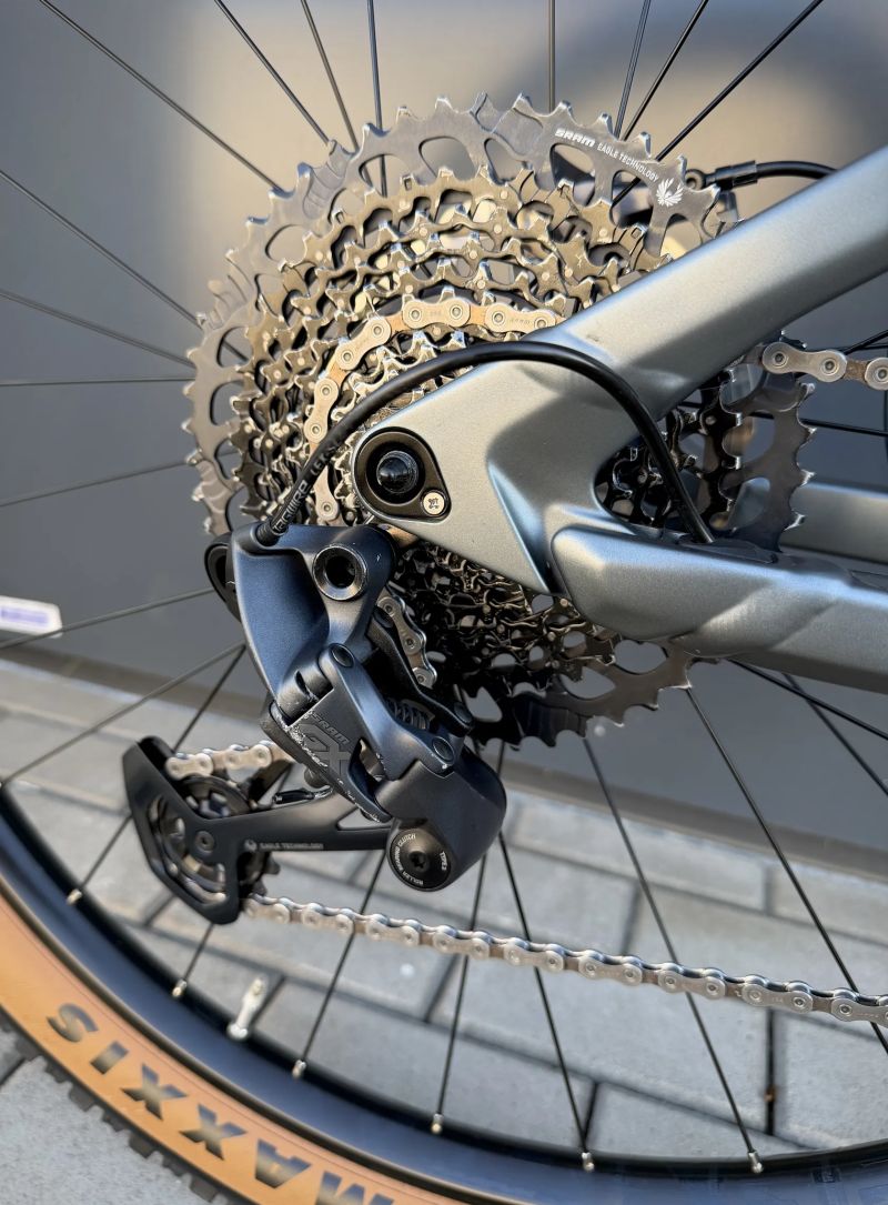 Cube Stereo One22 HPC TM 2023, carbon, 29”