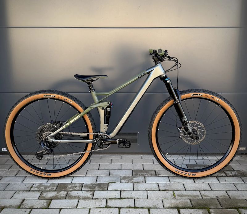 Cube Stereo One22 HPC TM 2023, carbon, 29”