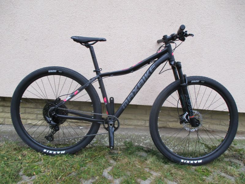Nové dámské 29" kolo Maxbike M509D, vzduch. vidlice RST Aerial, Deore 1x11