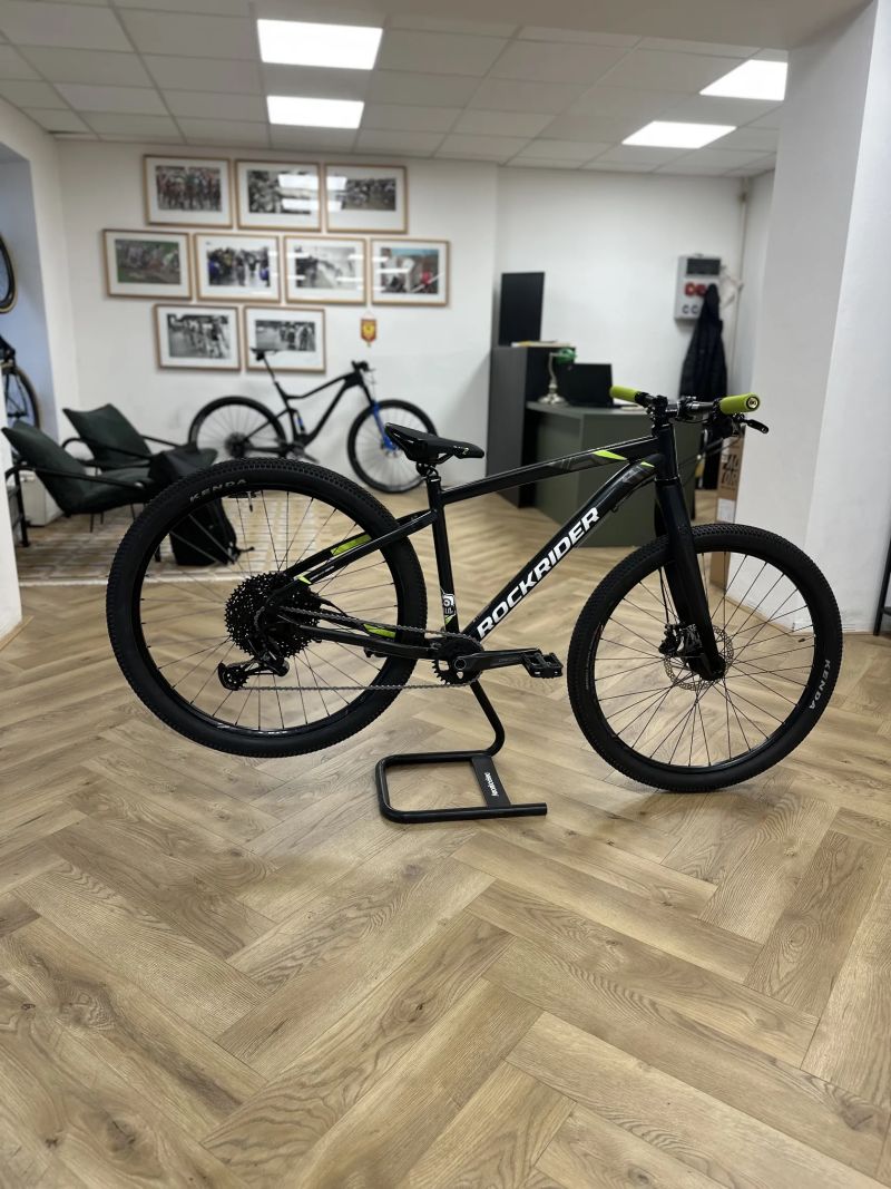 Sestavené kolo z nových dílů (S, 27,5”)