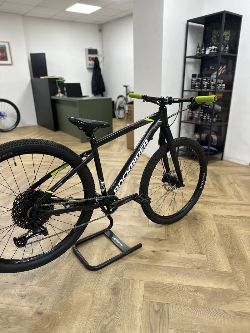 Sestavené kolo z nových dílů (S, 27,5”)