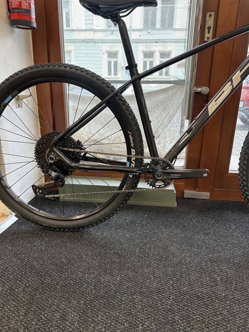 BH EXPERT (M, 29”)