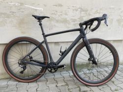 Full Carbon gravel 