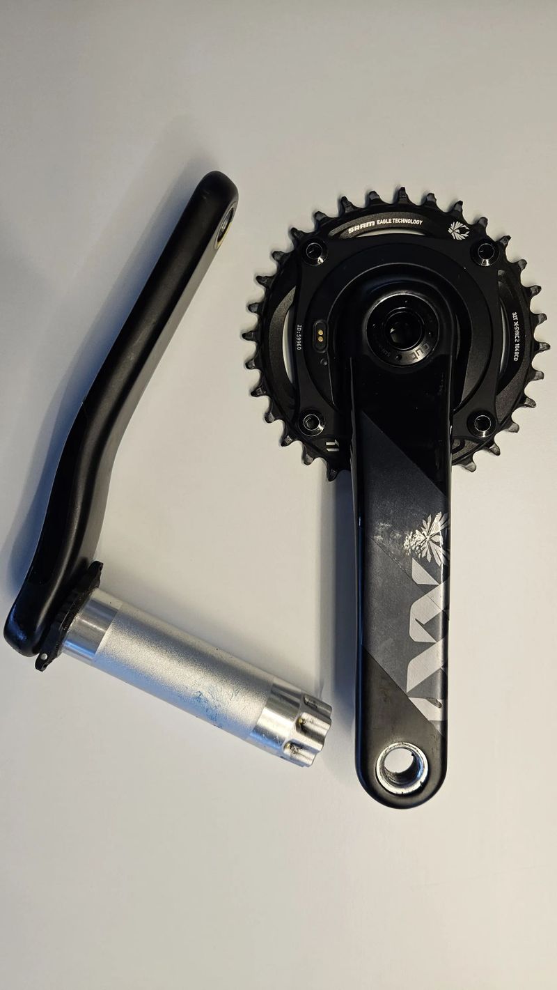 Díky FOX, SRAM, ROCK SHOX, SIGEYI, DT SWISS