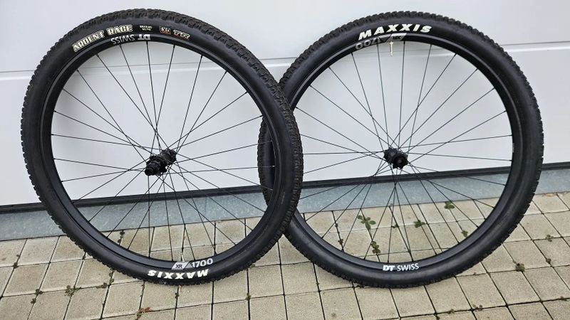 Díky FOX, SRAM, ROCK SHOX, SIGEYI, DT SWISS