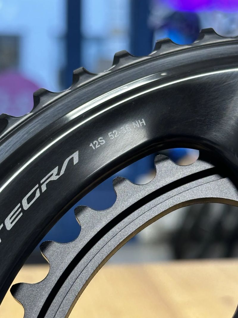 Kliky Ultegra 12sp / 170 mm / 52x36