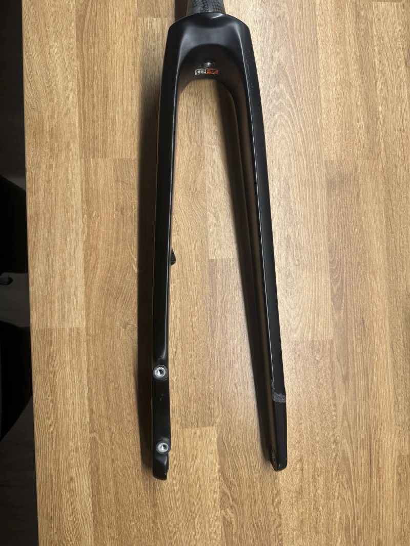 Vidlice Trek Domane SL5 2022 černá