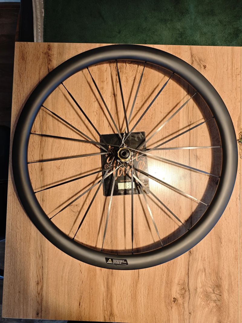 Karbonové kola Rujix