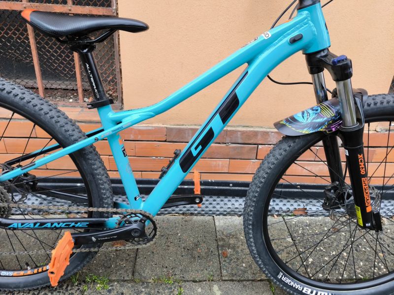 GT Avalanche Comp 27,5 vel. XS