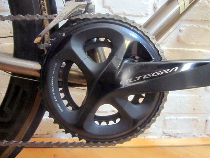 Titanový VAN NICOLAS YUKON na Shimano ULTEGRA, 58 cm. zánovní. PC 150.000+