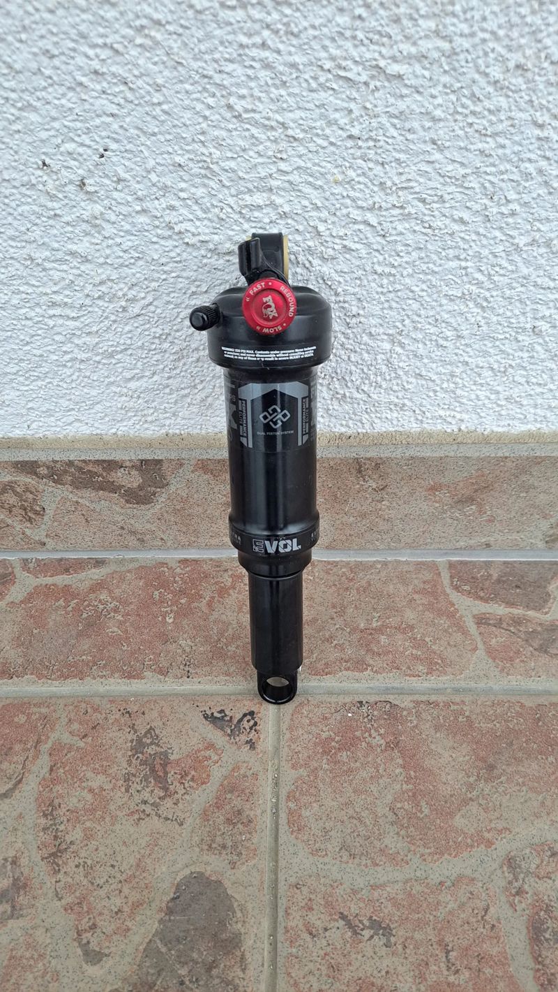 Vidlice Fox float 34 performance elite + tlumič Fox float dps performance 