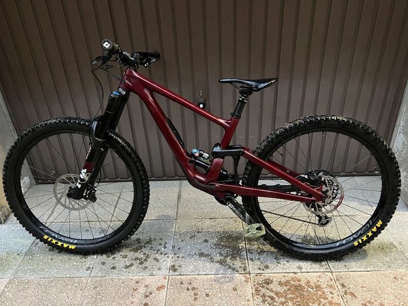 Specialized Enduro CF Expert 2021
