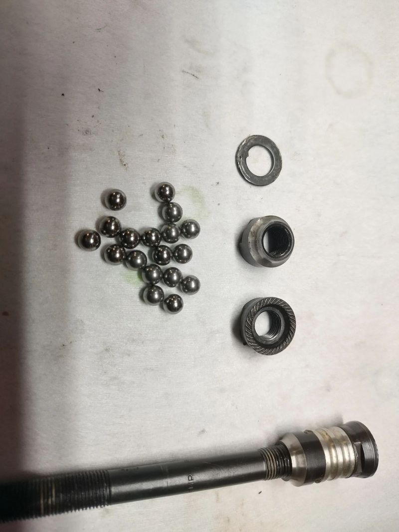  Sada Campagnolo+brzdy Weimann+rámová sada Favorit