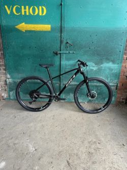 BH EXPERT (M, 29”)