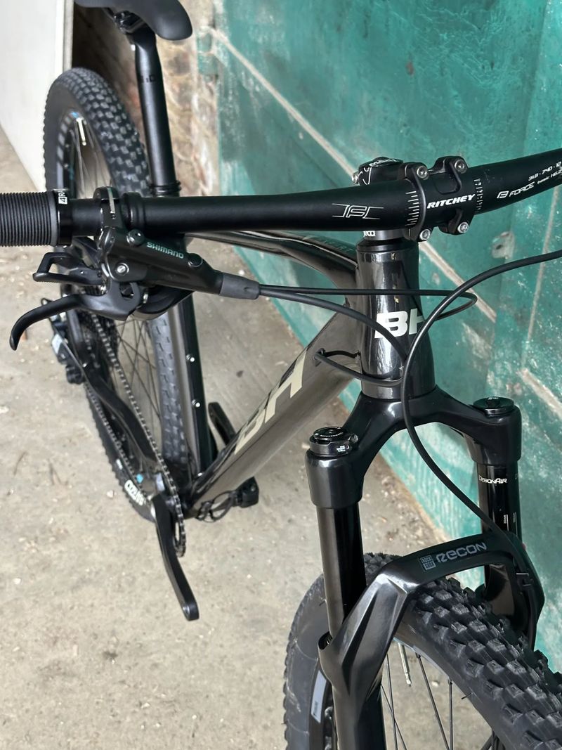 BH EXPERT (M, 29”)