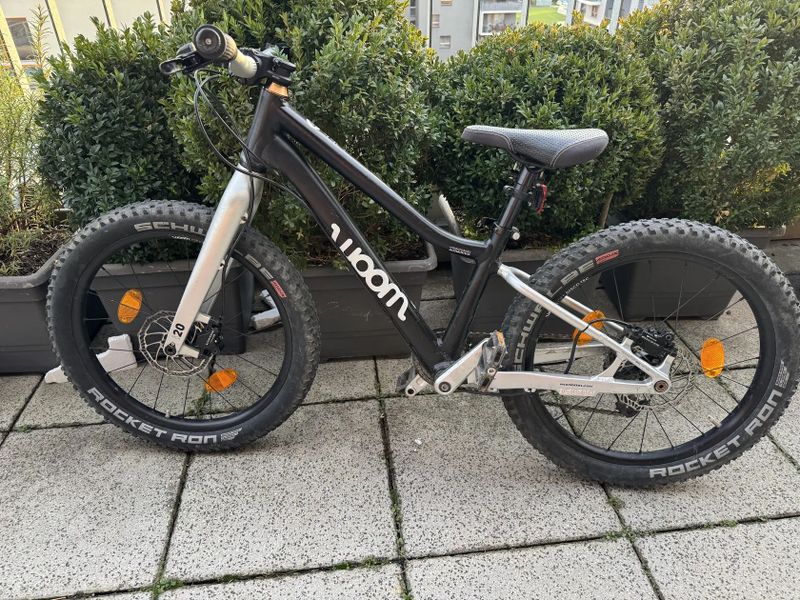 Kolo Woom Off 4, 20’ černé 