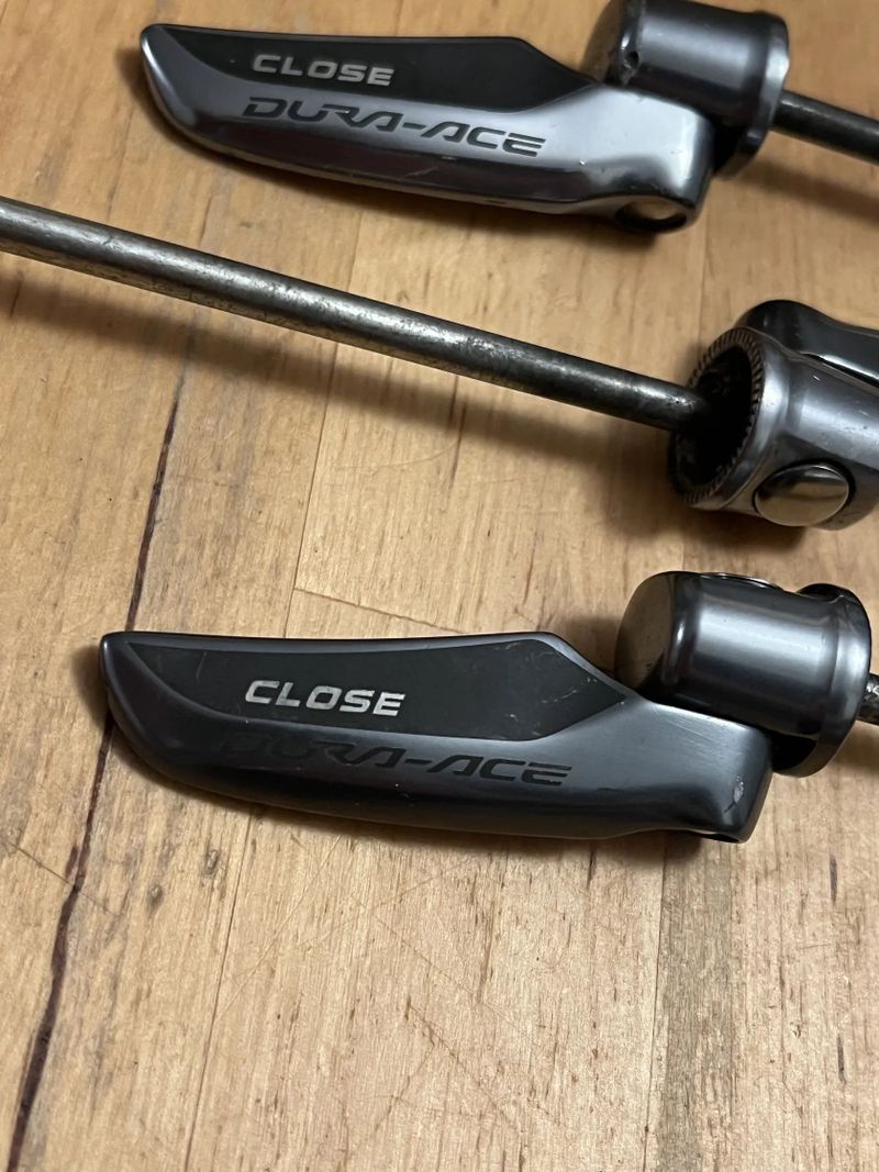 Rychloupinaky Shimano Dura-Ace typ 9000, par + navic