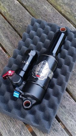 tlumič Manitou Mara Pro 216x63