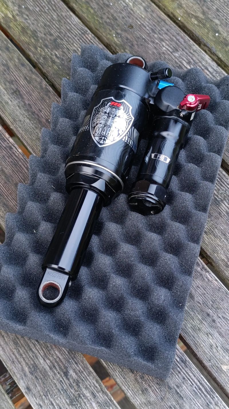 tlumič Manitou Mara Pro 216x63