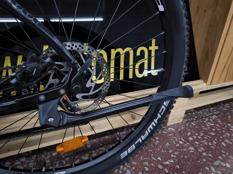 Rozzo VOLT 980, super stav, najeto 3700km, motor Vinka, baterie 720Wh, vzduch vidlice, velikost XL