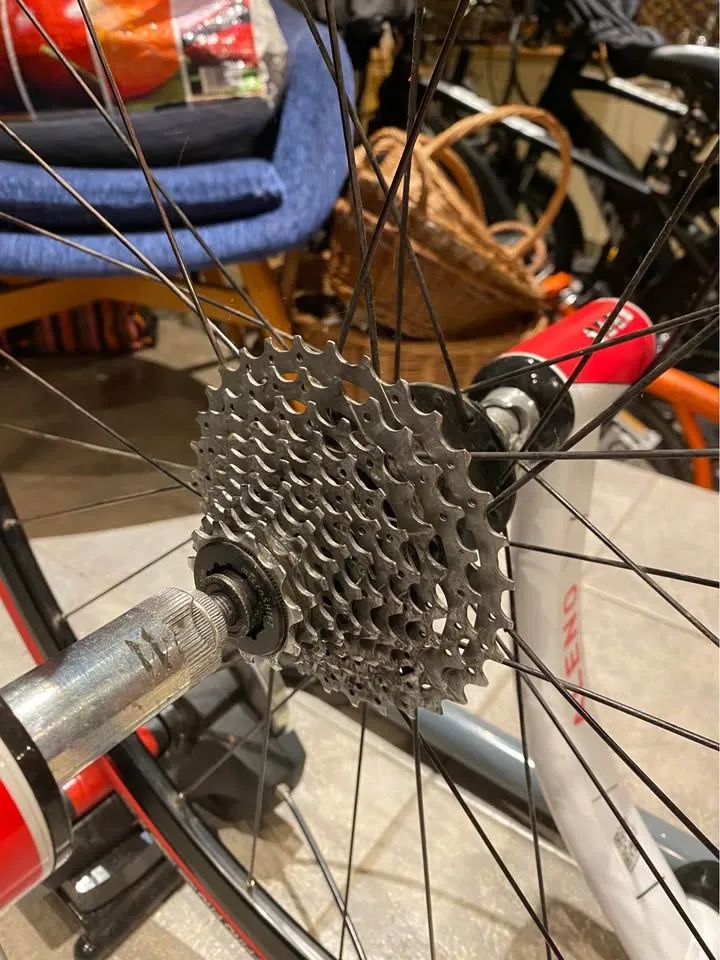 Trenažér Elite Aleno + Zadní kolo + Plášť + Kazeta