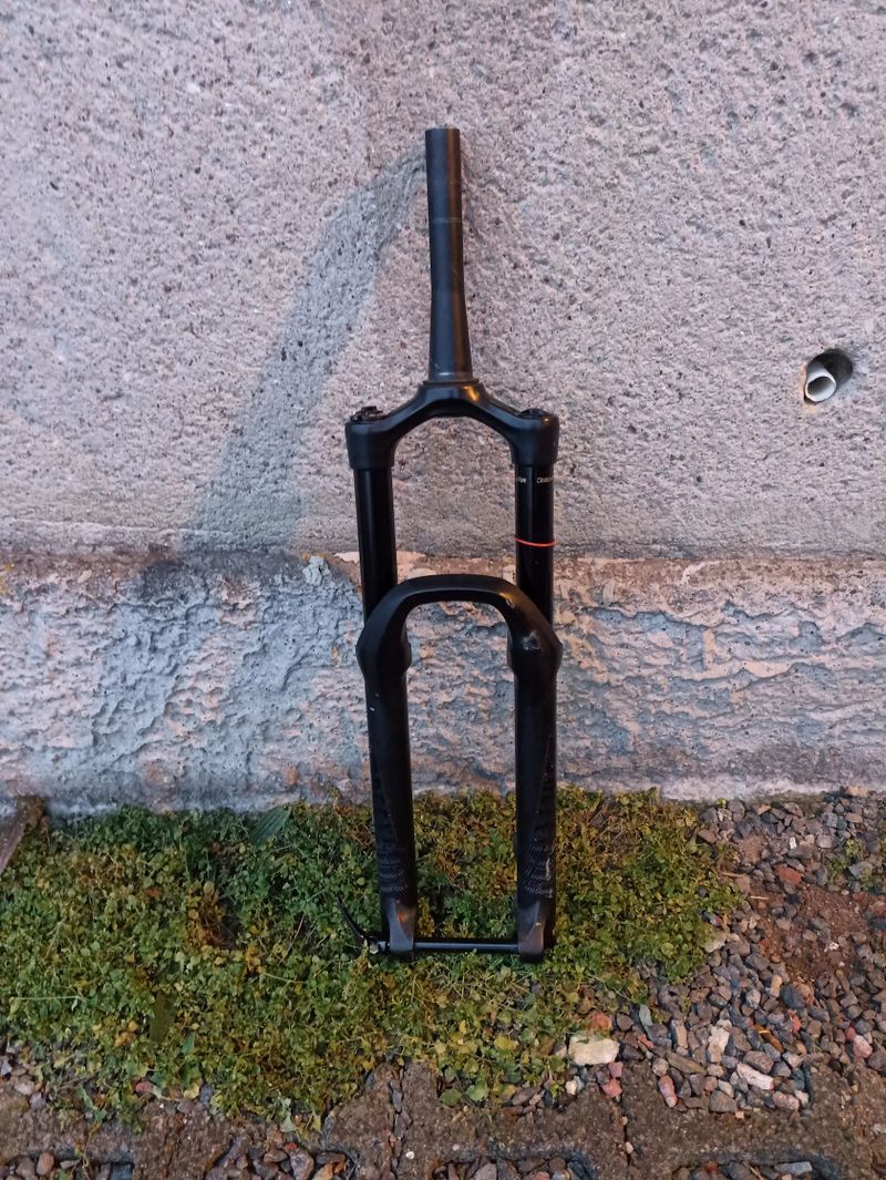 Rock Shox lyrik debon air 