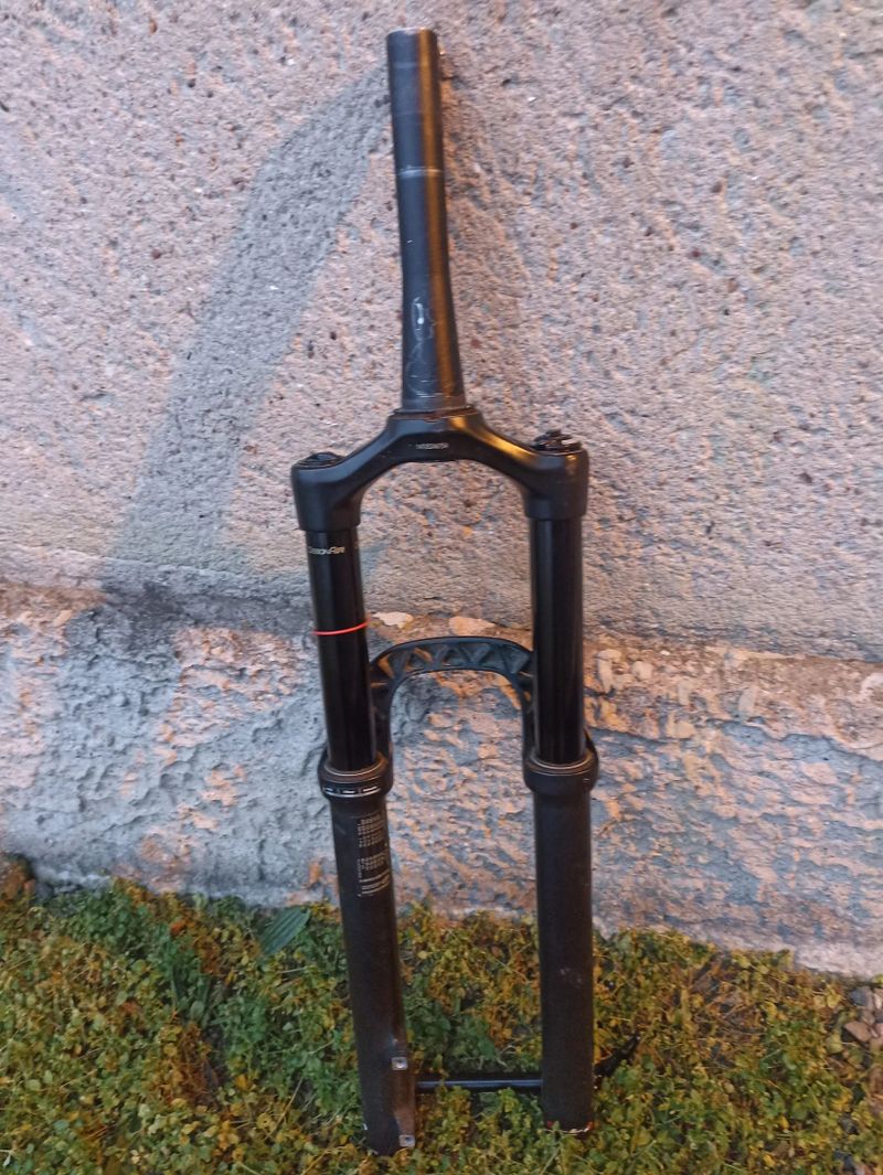 Rock Shox lyrik debon air 