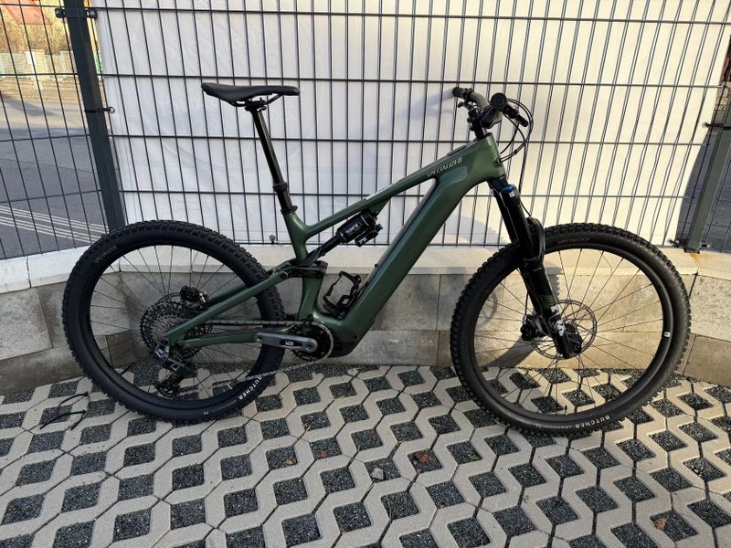 Levo G4 Expert velikost S4/L předváděcí kolo najeto 1030Km SUPER STAV