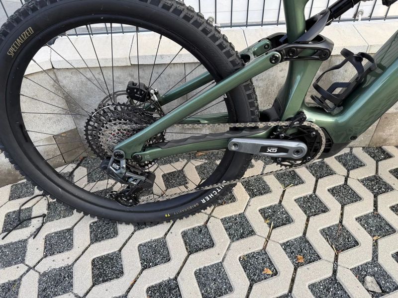 Levo G4 Expert velikost S4/L předváděcí kolo najeto 1030Km SUPER STAV