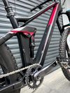 CUBE Sting WS 140 HPC RACE, vel. S, 27.5”