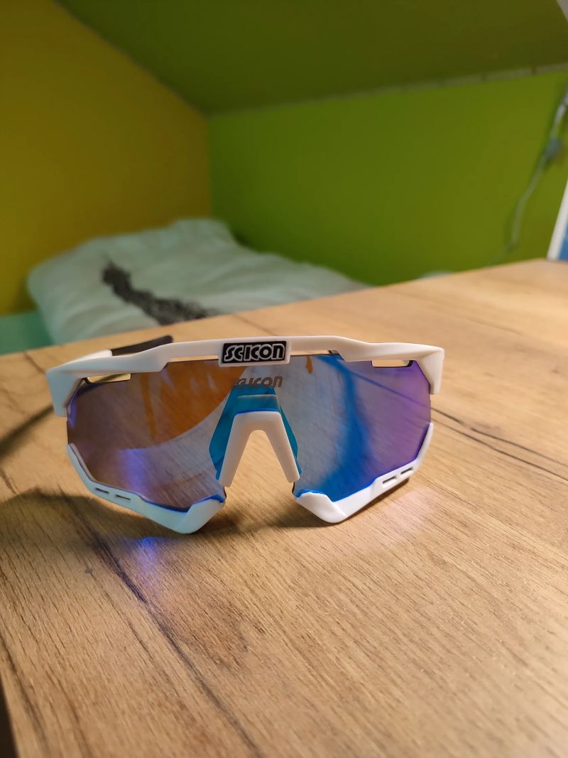 Sportovní brýle sc icon 