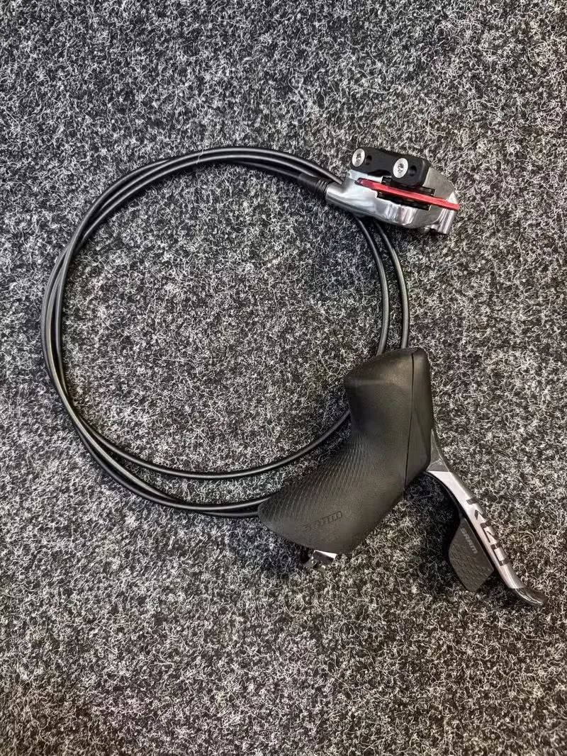 Páka + třmen SRAM RED AXS