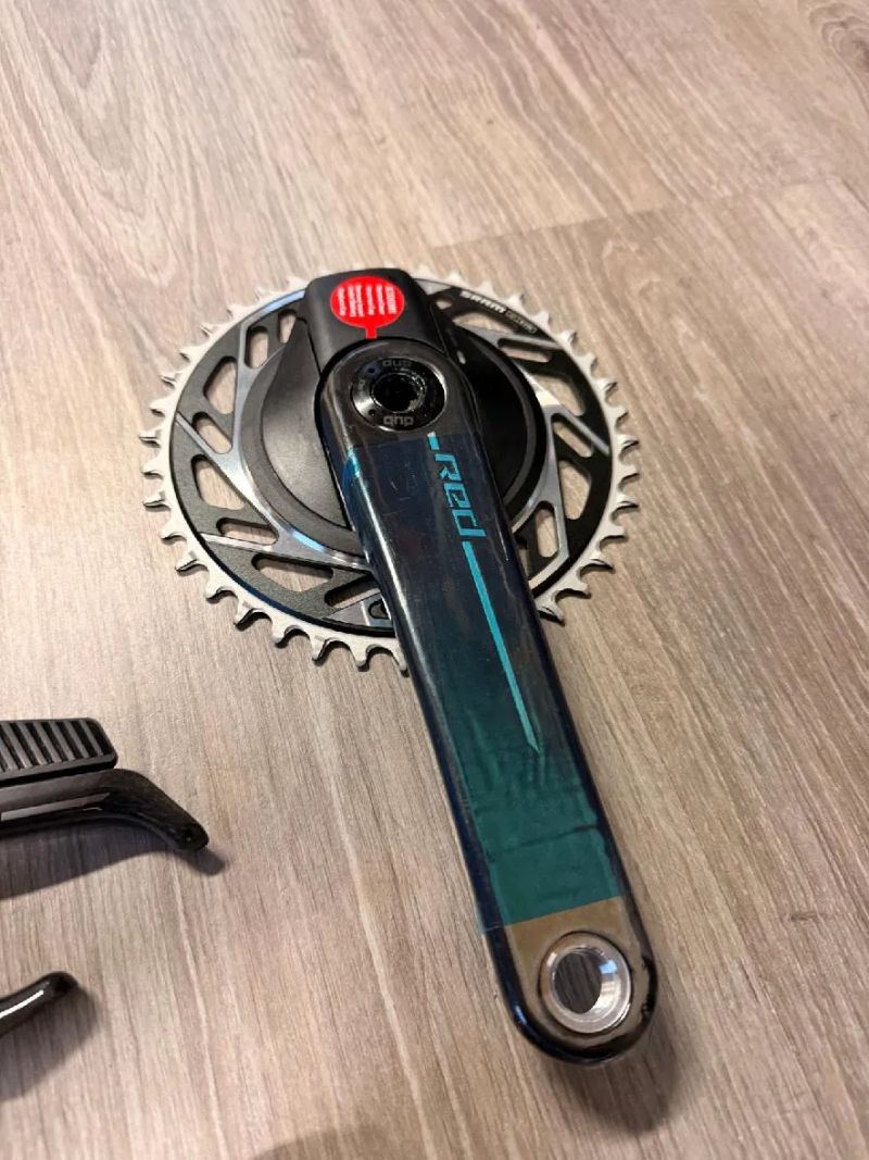 NOVÁ Sada Sram RED XPLR 13s