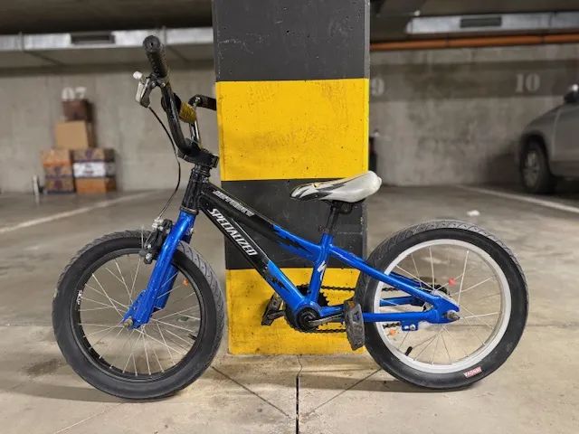 Specialized Hotrock 16"