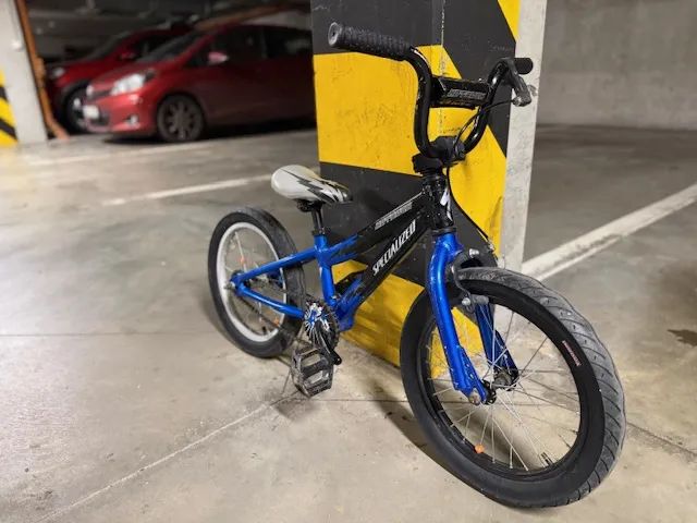 Specialized Hotrock 16"