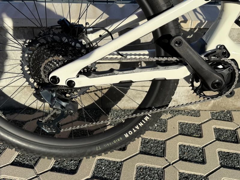 Specialized Levo SL Comp Carbon najeto 725Km Zánovní Externí baterie 160Wh již v ceně